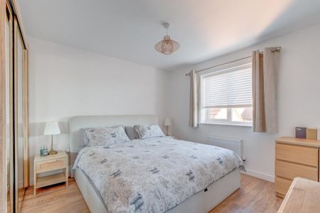 3 bedroom detached house to rent - Photo 5