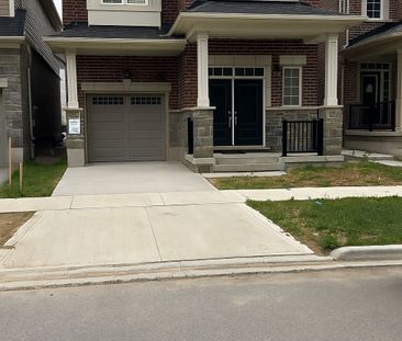 For Lease - 181 Forestwalk Street, Kitchener, Ontario - Photo 4