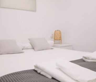 3-bedroom apartment for rent in Embajadores, bills included - Photo 5