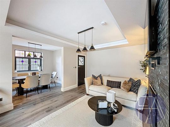 3 bedroom semi-detached house to rent - Photo 1