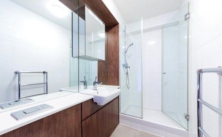 3 bedroom apartment to rent - Photo 5