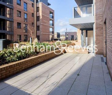 Holman Drive, Norwood Green, UB2 - Photo 5