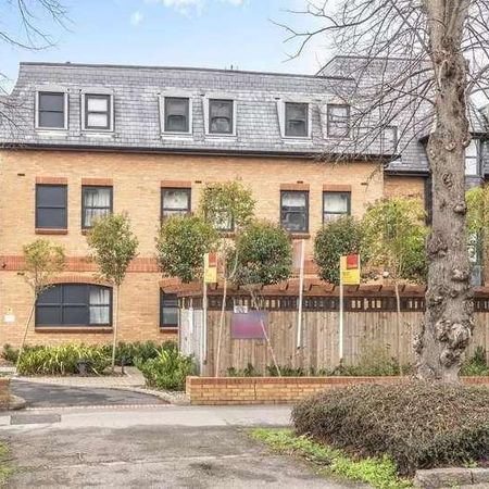 The Grove, Slough, Slough, sl1 - Photo 4