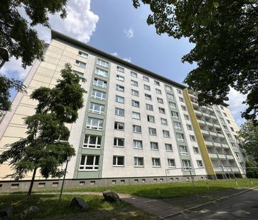 Großzügige 2-Raum-Wohnung mit Balkon - Foto 1