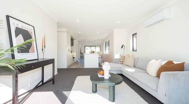 Brand New Modern Family Home – Be the First to Move In! - Photo 1