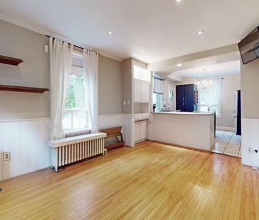 For Lease - 149 Worsley Street, Barrie, Ontario - Photo 2