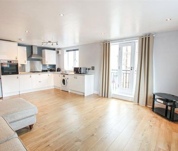 2 bedroom flat to rent - Photo 5