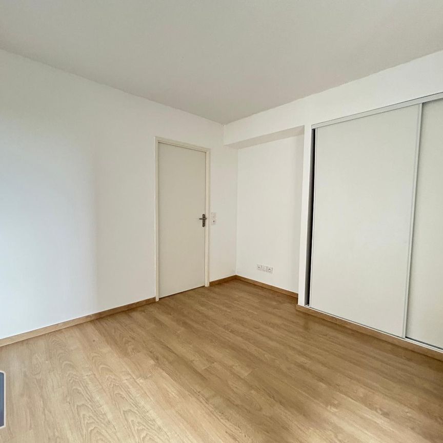 Location Appartement 2 pièces 50m² LORMONT 33310 - Photo 1