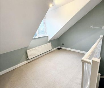 4 bedroom semi-detached house to rent - Photo 4