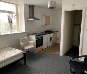 1 bed Apartment - To Let - Photo 1