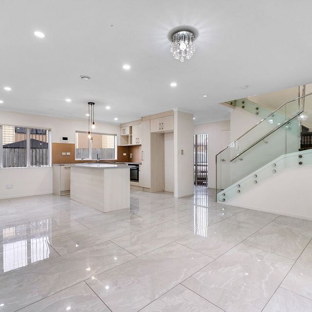 4 Bedroom house - 31B Pah Rd. Papatoetoe - Photo 1