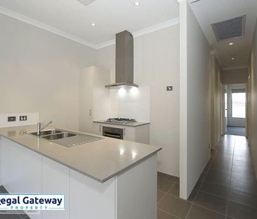 7 Geikie Glade, WANDI WA 6167 - Photo 4