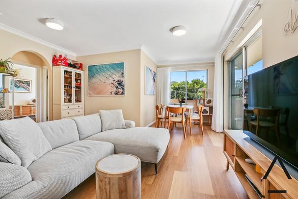 Coastal Living with Space, Style & Views – Moments to Coogee Beach - Photo 1