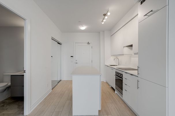 For Lease - 30 Elm Drive Unit# 1003, Mississauga, Ontario - Photo 1