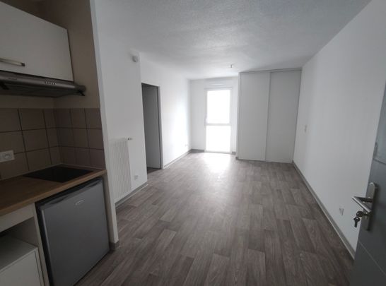 Location Appartement 1 pièce 25m² FRANQUEVILLE ST PIERRE 76520 - Photo 1