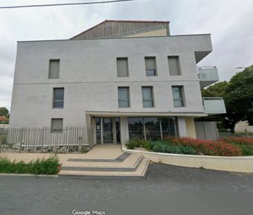 Location Appartement 1 pièce 28m² POITIERS 86000 - Photo 1
