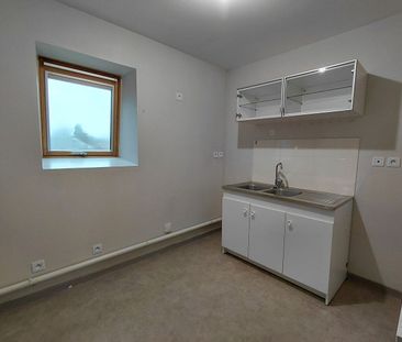 Location Appartement 3 pièces 70m² - Photo 2