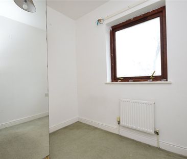 32, Stonecliffe Drive, Leeds, West Yorkshire, LS12 5SE - Photo 5