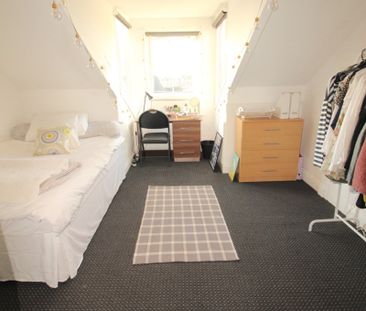 9 Bed - 213 Belle Vue Road, Woodhouse, Leeds - LS3 1HG - Student - Photo 4