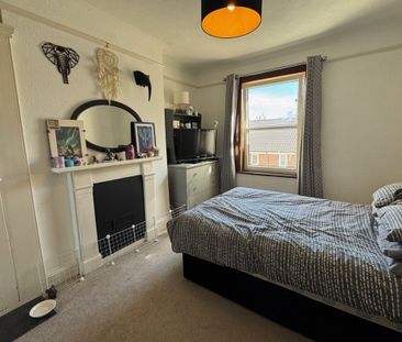 Tideswell Road - Photo 1