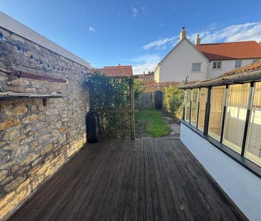 3 bedroom terraced house to rent - Photo 1