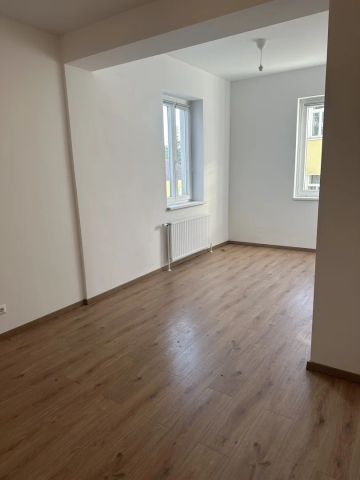 Sonnige Wohnung- Nähe Zentrum und dem Bahnhof- nur 16 min. mit der S-Bahn zur U6 - Photo 4