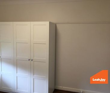 10 Cadell Avenue, Mayfield NSW 2304 - Photo 5
