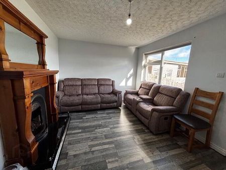 76 Parkhead Crescent, Newry, BT35 8PE - Photo 2
