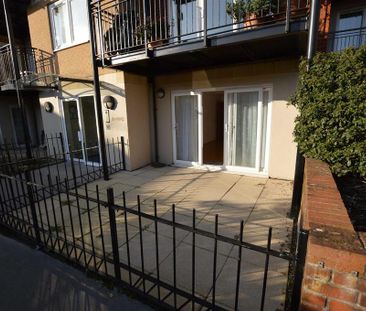 2 bedroom apartment to rent - Photo 6
