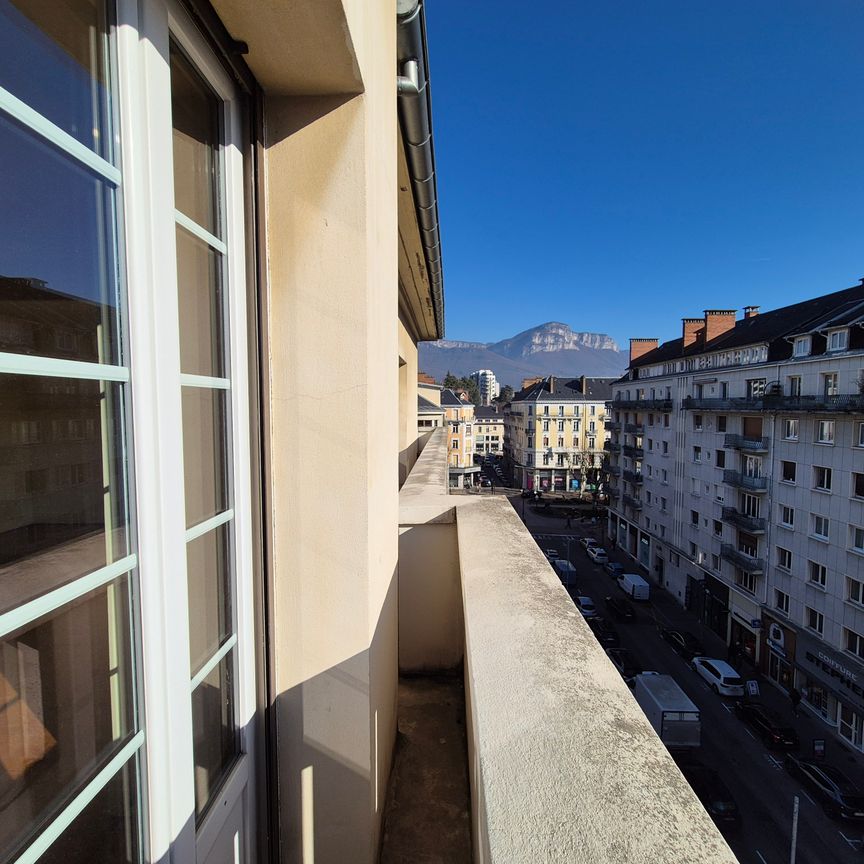 CHAMBERY CENTRE Beau T4 de 105 m² – ref 137 - Photo 1