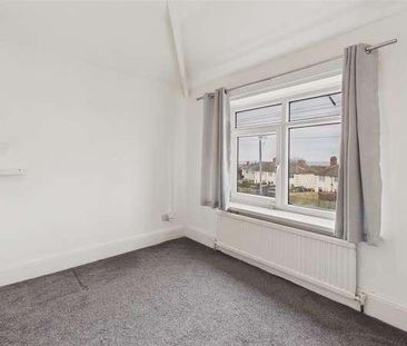 Mill Lane, Whitburn, Sunderland, SR6 - Photo 2