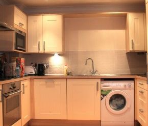 1 Bed - Quayside Drive - Photo 5