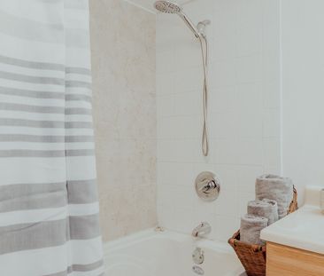 For Lease - 711 Innisfil Beach Road, Innisfil, Ontario - Photo 3