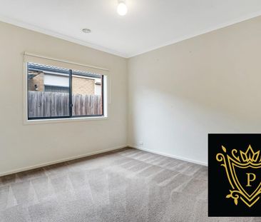 MODERN RESIDENTIAL PROPERTY IN CRANBOURNE, VIC - Photo 4