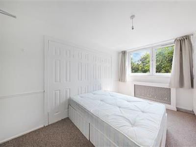 Battersea Bridge Road, SW11 - Photo 4