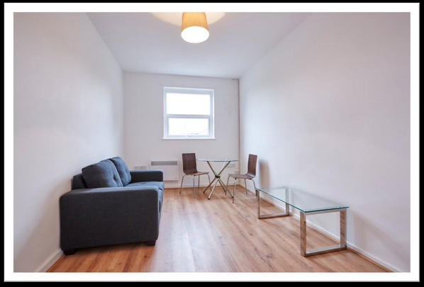 1 bedroom flat to rent - Photo 1