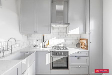 3 bedroom flat to rent - Photo 5