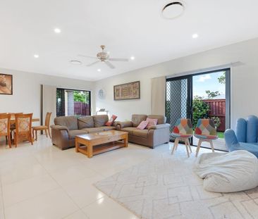 Stunning Home in the Heart of North Lakes - Photo 2