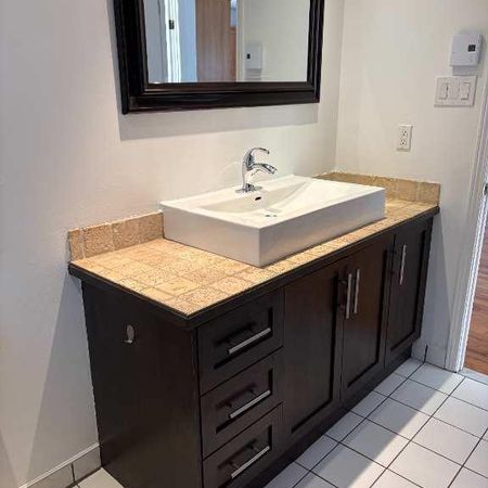5 1/2 à louer, bas de duplex, L'Assomption ( Lanaudière) - Photo 4