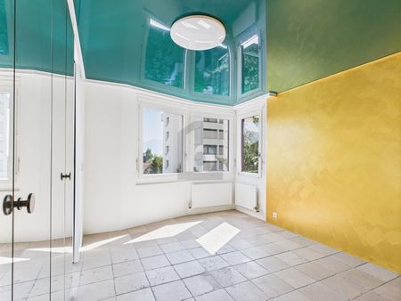 WITH FORESIGHT, MEDITERRANEAN FLARE AND POOL! - Photo 4