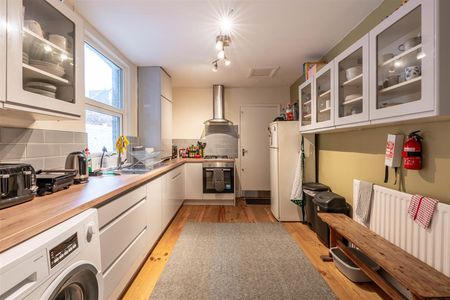 5 bed terraced house to rent in Falmouth Road, Heaton, NE6 - Photo 4