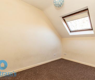 1 bed Ground Floor Flat for Rent - Photo 4