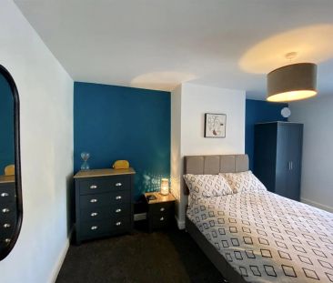 1 bed house share to rent in Green Street, Burnley, BB12 - Photo 2