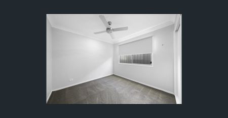 Modern Living with Scenic Outlook – 3 Bed, 2 Bath Property - Photo 4