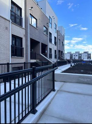 For Lease - 349 Wheat Boom Drive Unit# 345, Oakville, Ontario - Photo 1