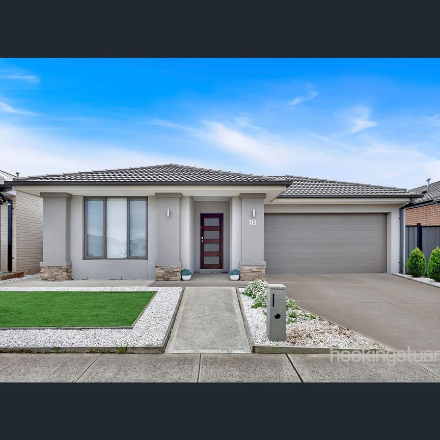 7 Aherlow Road, Beveridge, Vic 3753 - Photo 1