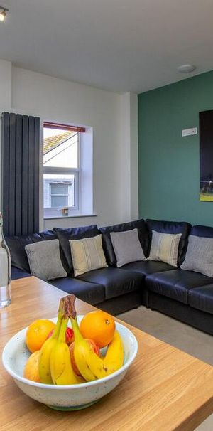 5 bedroom flat to rent - Photo 1