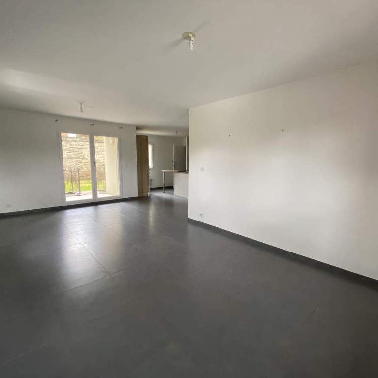 T4 - Photo 1