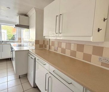 3 bedroom terraced house to rent - Photo 6