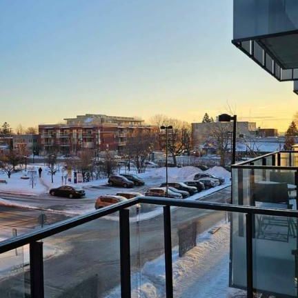 condo 1 chambre, 1 salle de bains, un balcon - Photo 1